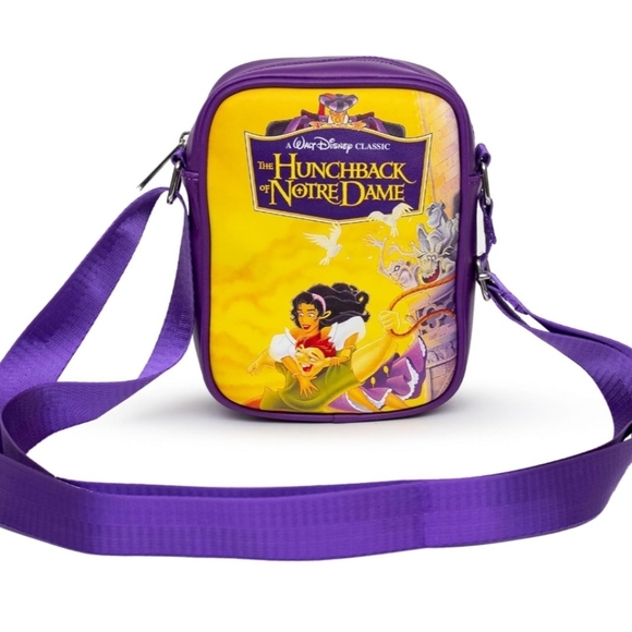 Disney Buckle-down Hunchback of Notre Dame Vhs Replica Crossbody Bag Nwt - Picture 6 of 7